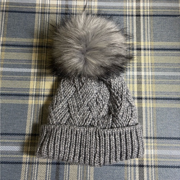 Free People Summit Cable Pom Beanie OS Chunky Knit Gray Grey - Picture 3 of 5